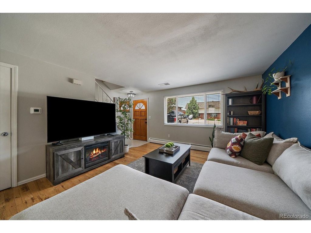 18226 W 3rd Pl 4, Golden, CO 80401