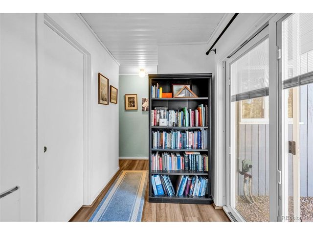 453 Black Fawn Ln, Westcliffe, CO 81252