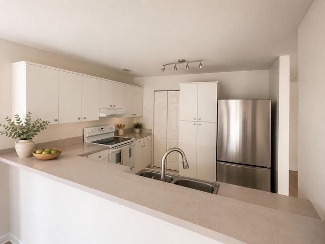 248 Avenue L, Delray Beach, FL 33483