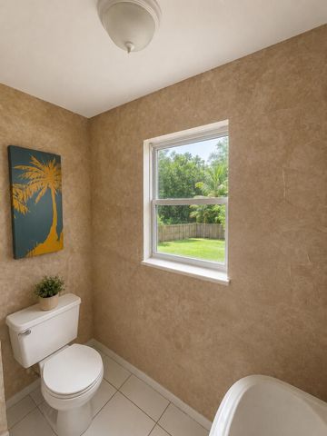 248 Avenue L, Delray Beach, FL 33483