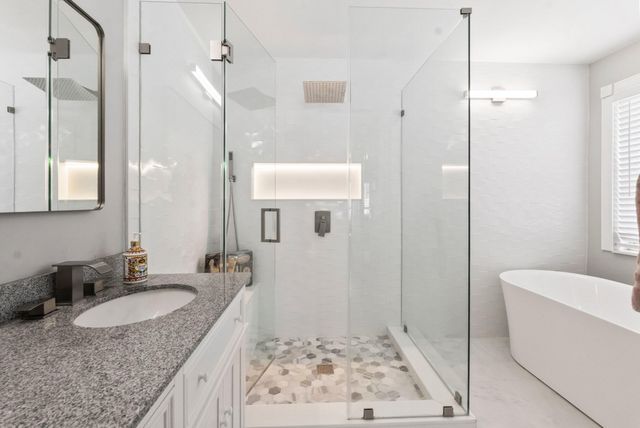 1102 Hickory Way, Weston, FL 33327