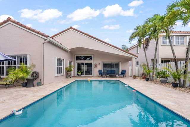 1102 Hickory Way, Weston, FL 33327