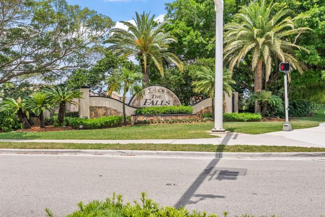 1102 Hickory Way, Weston, FL 33327
