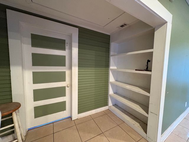 204 5th Ave., Hattiesburg, MS 39401