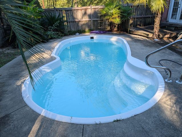 204 5th Ave., Hattiesburg, MS 39401