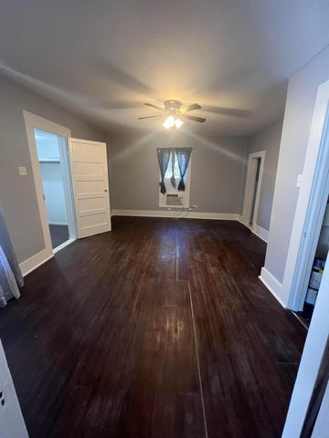 204 5th Ave., Hattiesburg, MS 39401