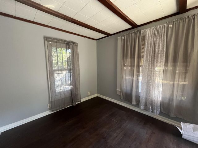 204 5th Ave., Hattiesburg, MS 39401