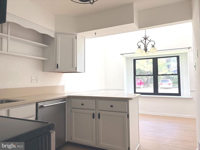 3 HEATHER CT, Newtown, PA 18940