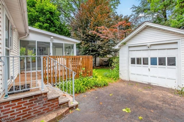 489 Maple Ave, Teaneck Twp., NJ 07666