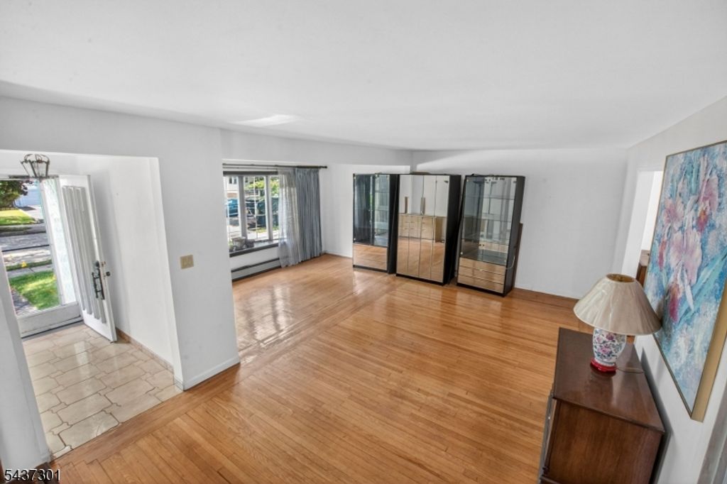 489 Maple Ave, Teaneck Twp., NJ 07666 — photo 5