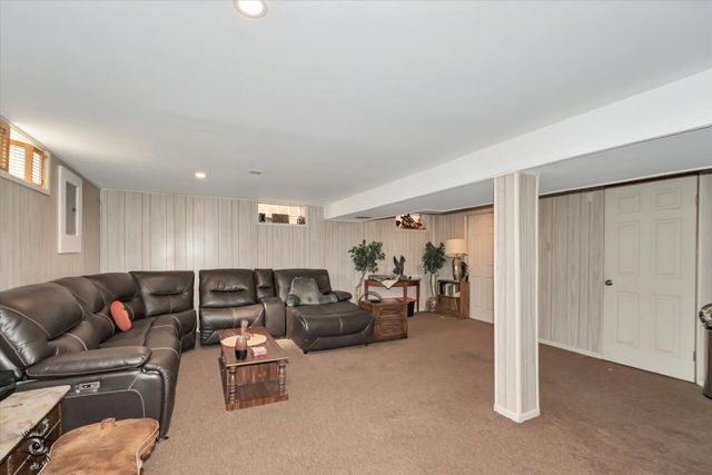 2088 Roosevelt Street, Gary, IN 46404
