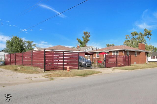 2088 Roosevelt Street, Gary, IN 46404
