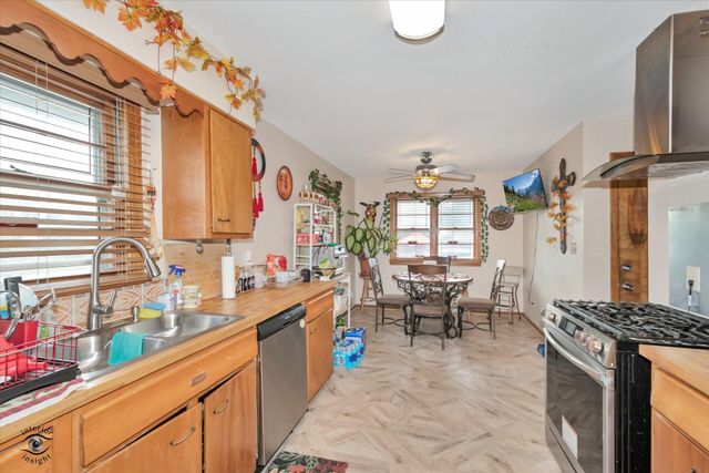 2088 Roosevelt Street, Gary, IN 46404