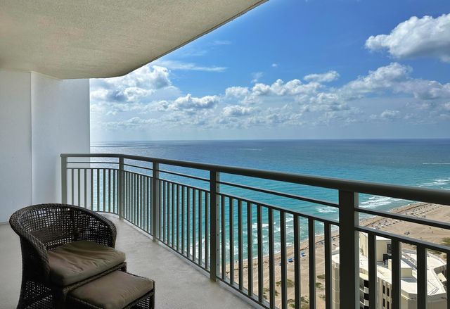3000 N Ocean Drive 36-G, Singer Island, FL 33404