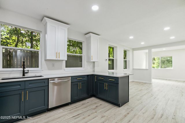 4358 LONGFELLOW Street, Jacksonville, FL 32210