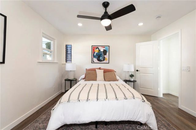 1887 Saint Louis Avenue, Signal Hill, CA 90755