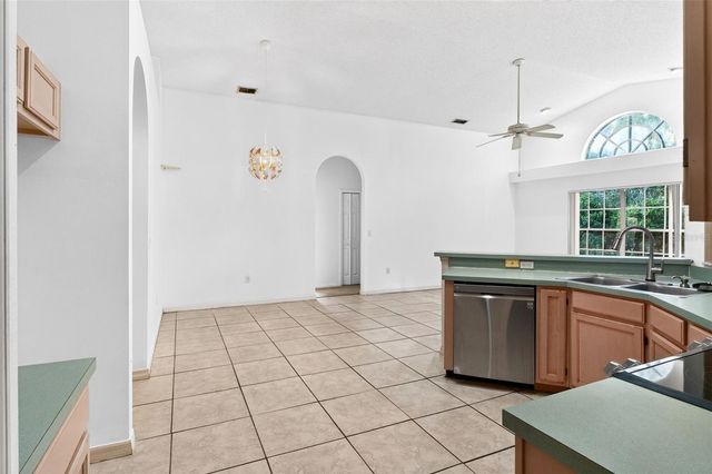 168 PINE LAKE VIEW DRIVE, Davenport, FL 33837