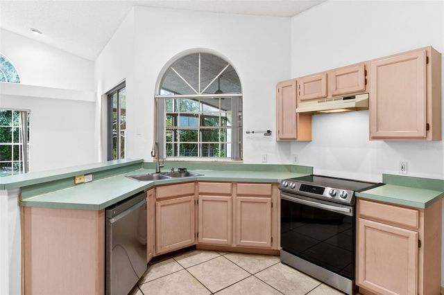 168 PINE LAKE VIEW DRIVE, Davenport, FL 33837