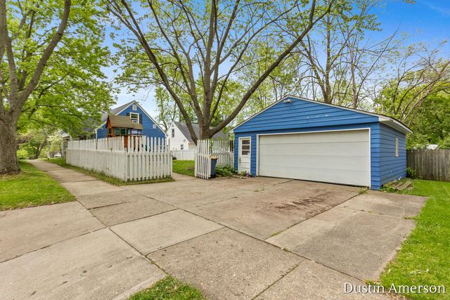 1411 Lewison Avenue, Grand Rapids, MI 49505