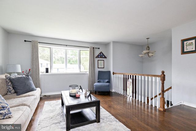 301 ROBERTS AVE, Bellmawr, NJ 08031