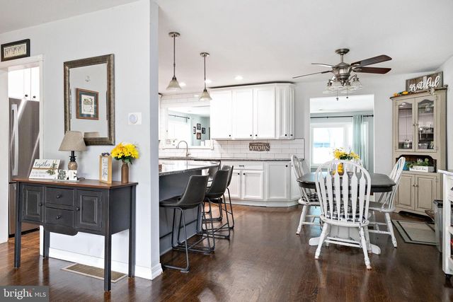 301 ROBERTS AVE, Bellmawr, NJ 08031