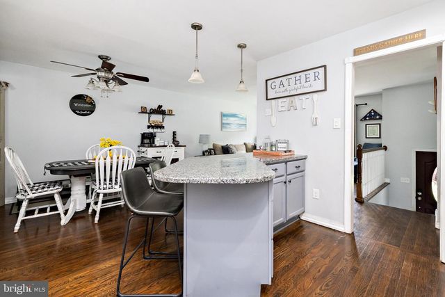 301 ROBERTS AVE, Bellmawr, NJ 08031