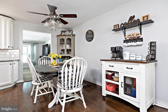 301 ROBERTS AVE, Bellmawr, NJ 08031