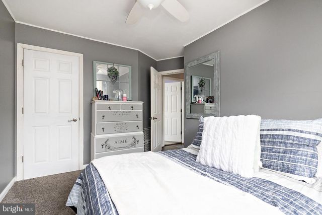 301 ROBERTS AVE, Bellmawr, NJ 08031
