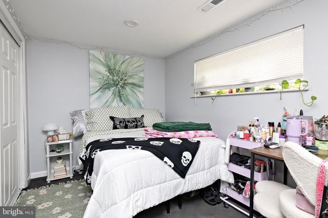 301 ROBERTS AVE, Bellmawr, NJ 08031