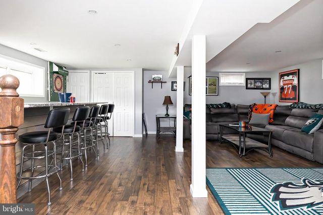 301 ROBERTS AVE, Bellmawr, NJ 08031