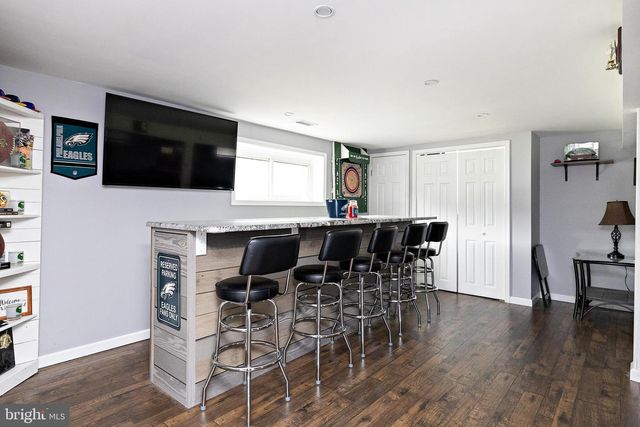 301 ROBERTS AVE, Bellmawr, NJ 08031