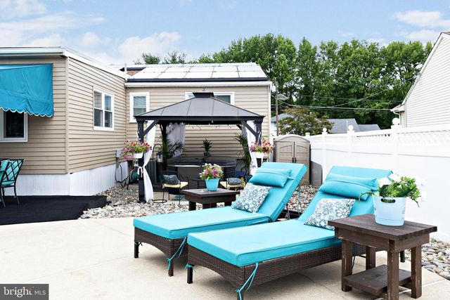301 ROBERTS AVE, Bellmawr, NJ 08031