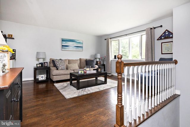 301 ROBERTS AVE, Bellmawr, NJ 08031