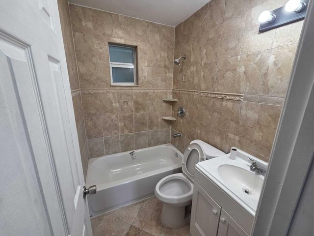 5720 Cleveland Street, Hollywood, FL 33021