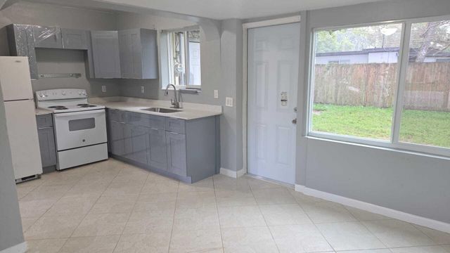 5720 Cleveland Street, Hollywood, FL 33021