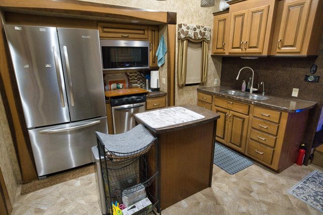 200 County Road 201, Sargent, TX 77414