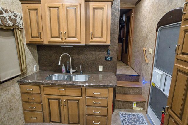 200 County Road 201, Sargent, TX 77414