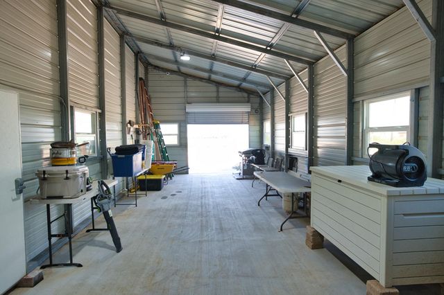 200 County Road 201, Sargent, TX 77414