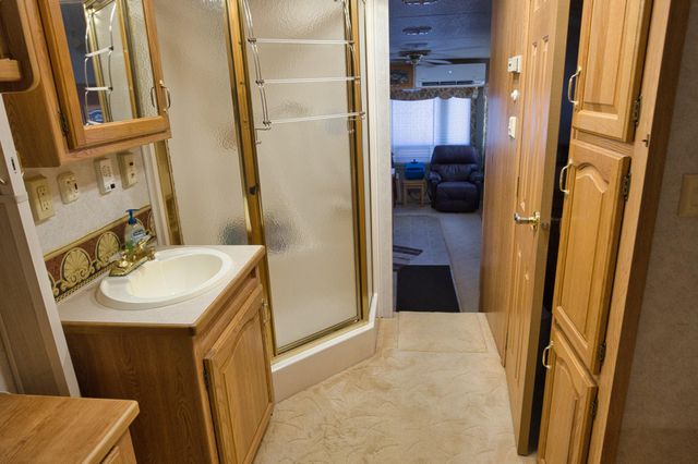 200 County Road 201, Sargent, TX 77414