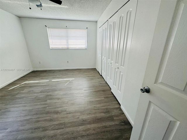 215 NW 35th Avenue up, Miami, FL 33125
