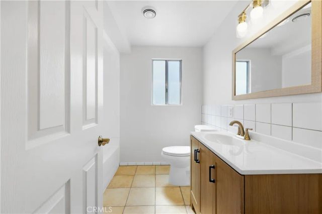 14807 San Fernando Mission Boulevard, Mission Hills (san Fernando), CA 91345