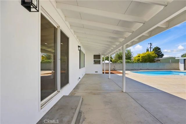 14807 San Fernando Mission Boulevard, Mission Hills (san Fernando), CA 91345