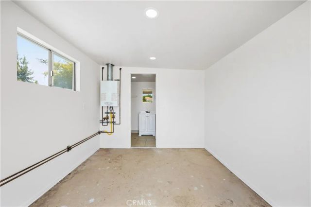 14807 San Fernando Mission Boulevard, Mission Hills (san Fernando), CA 91345