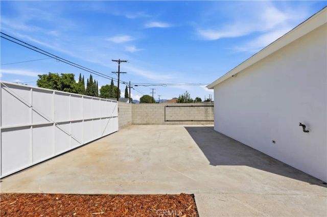 14807 San Fernando Mission Boulevard, Mission Hills (san Fernando), CA 91345