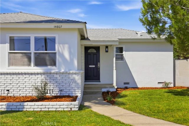 14807 San Fernando Mission Boulevard, Mission Hills (san Fernando), CA 91345