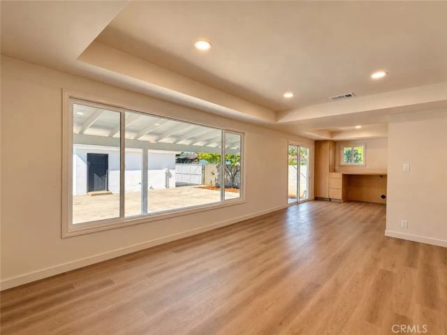 14807 San Fernando Mission Boulevard, Mission Hills (san Fernando), CA 91345