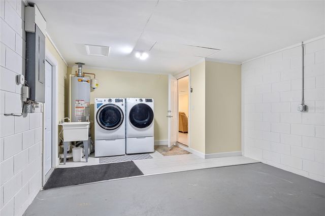 9203 51ST STREET N, Pinellas Park, FL 33782