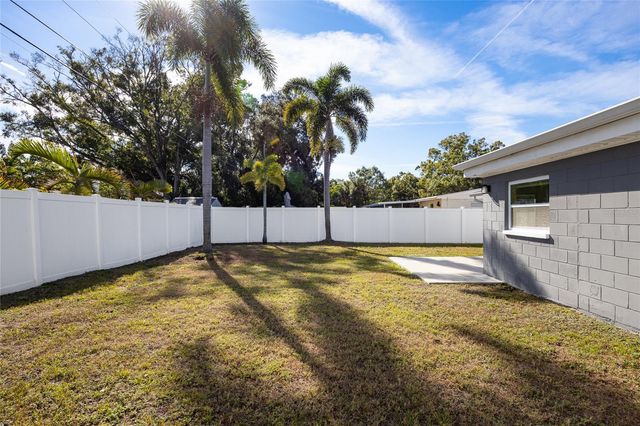 9203 51ST STREET N, Pinellas Park, FL 33782