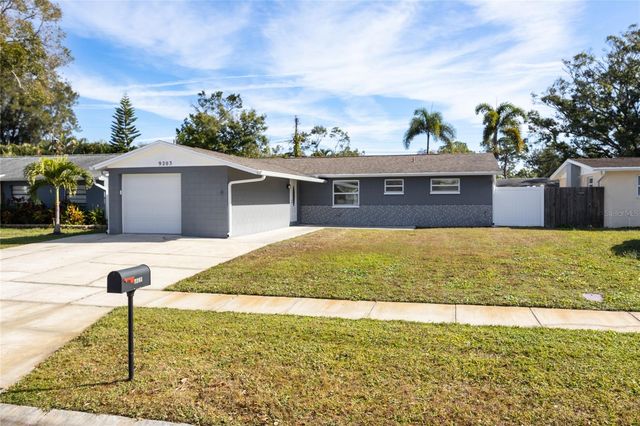 9203 51ST STREET N, Pinellas Park, FL 33782