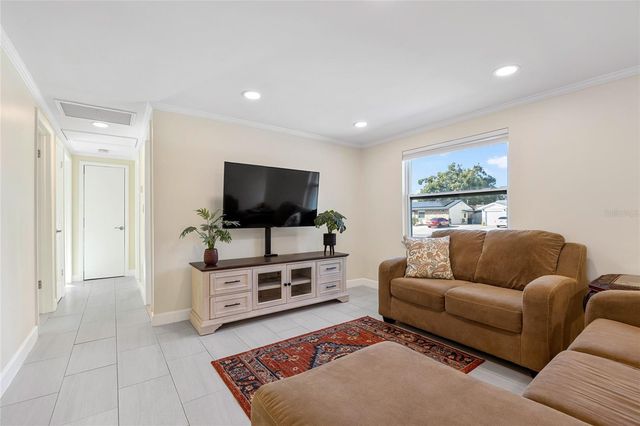 9203 51ST STREET N, Pinellas Park, FL 33782